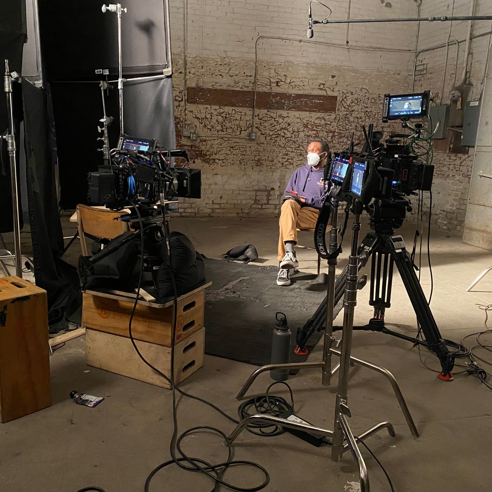 6c247c_6957ad1d9e2744648e5388268dcc564b-mv2 (2)